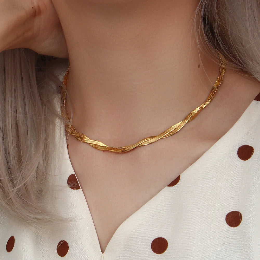 Conjunto Choker y Pulsera de Cadena Trenzada