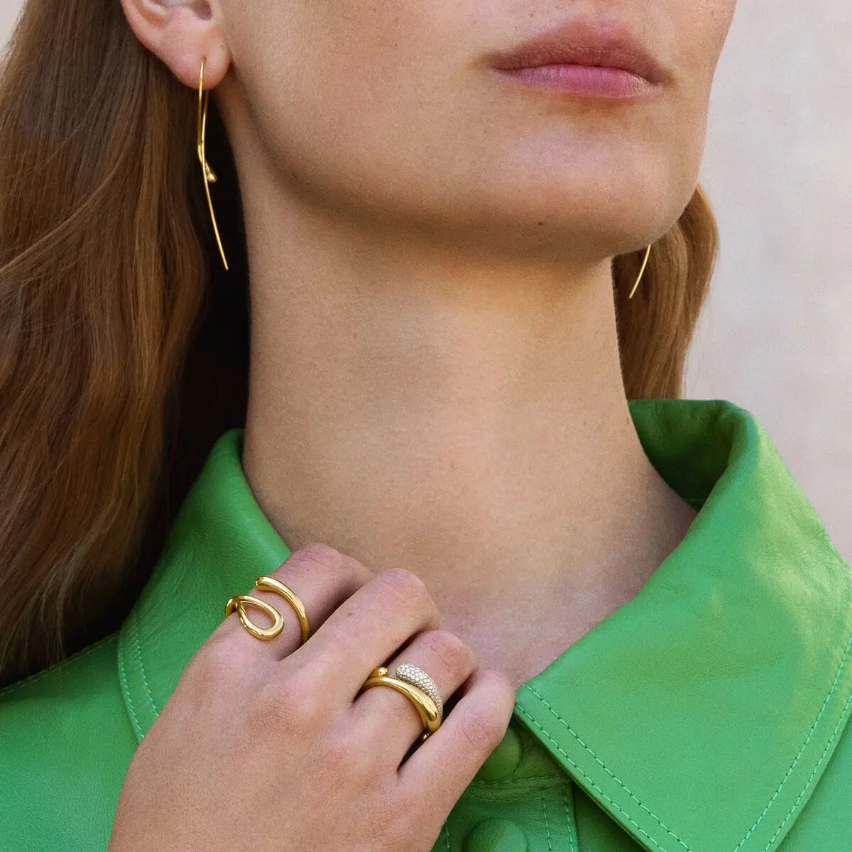 Anillos de cristal con forma de gota de agua asimétrica de dos lados