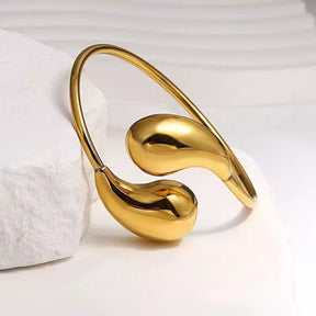 Pulsera brazalete gota de agua