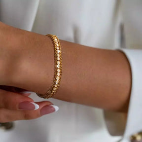 Pulsera de cadena con circonitas cúbicas brillantes