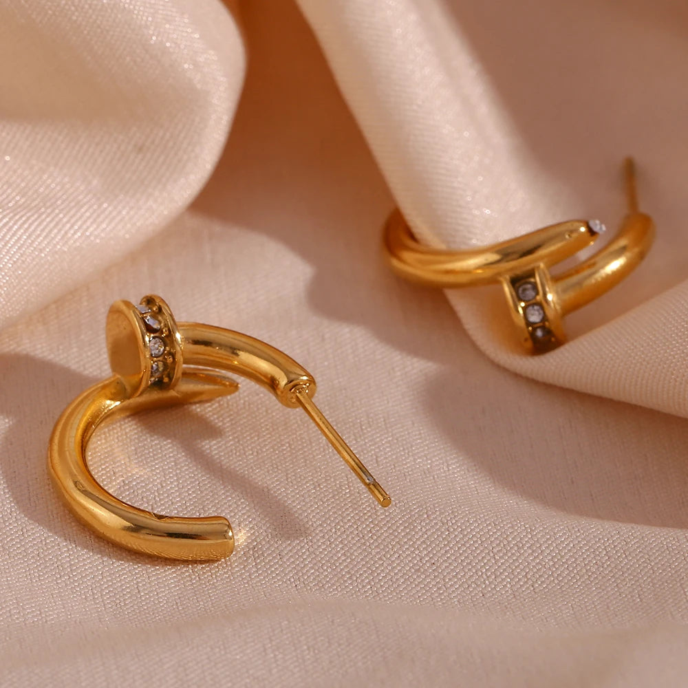 Pendientes de Clavo en oro 18k para mujer