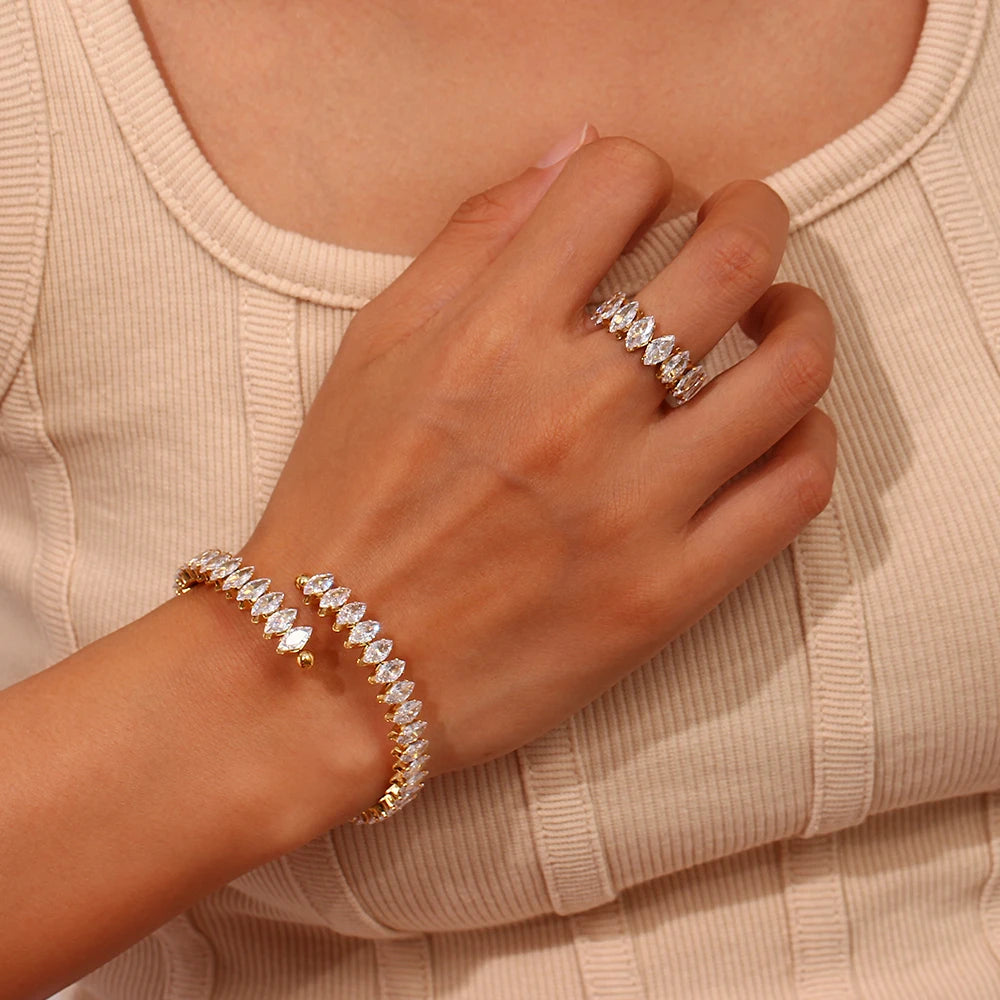 Conjunto de Brazalete y Anillo con Cristal 3A