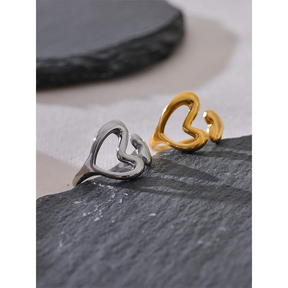Anillo abierto hueco con forma de corazón