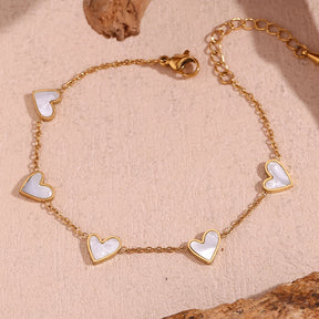 Pulsera cinco corazones