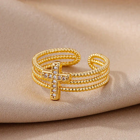 Anillo de cruz con cristales