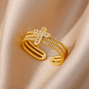 Anillo de cruz con cristales